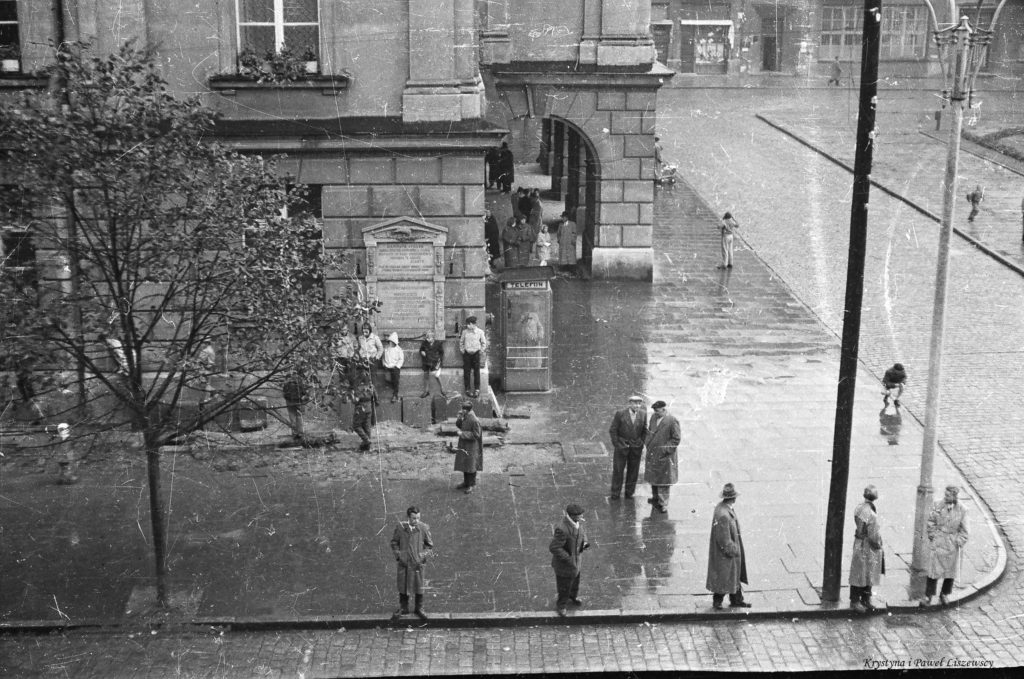 PRL, Główny Rynek, ratusz