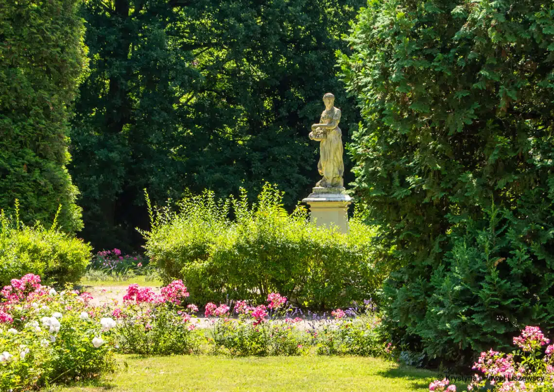 kalisz park flora rzeźby