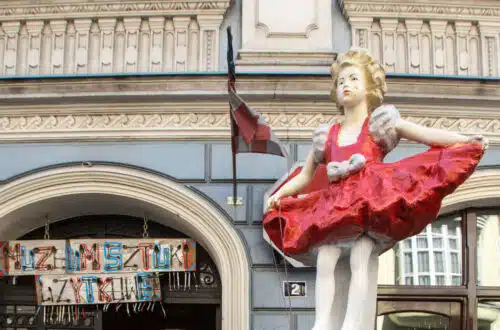 Muzeum Osiakowskich lalki Szrajera