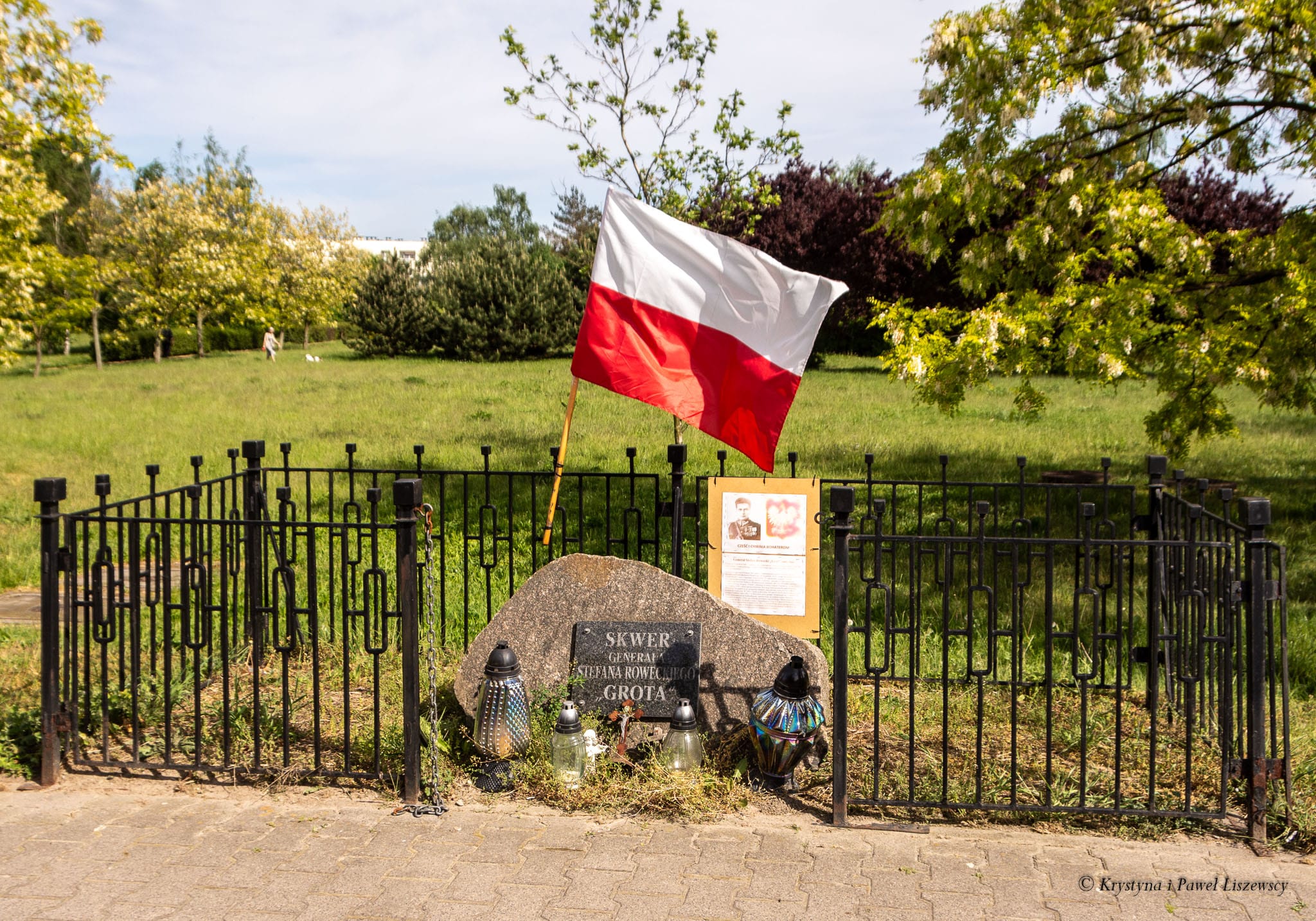 Skwer Generała Stefana Roweckiego "Grota" - Zielony Kalisz