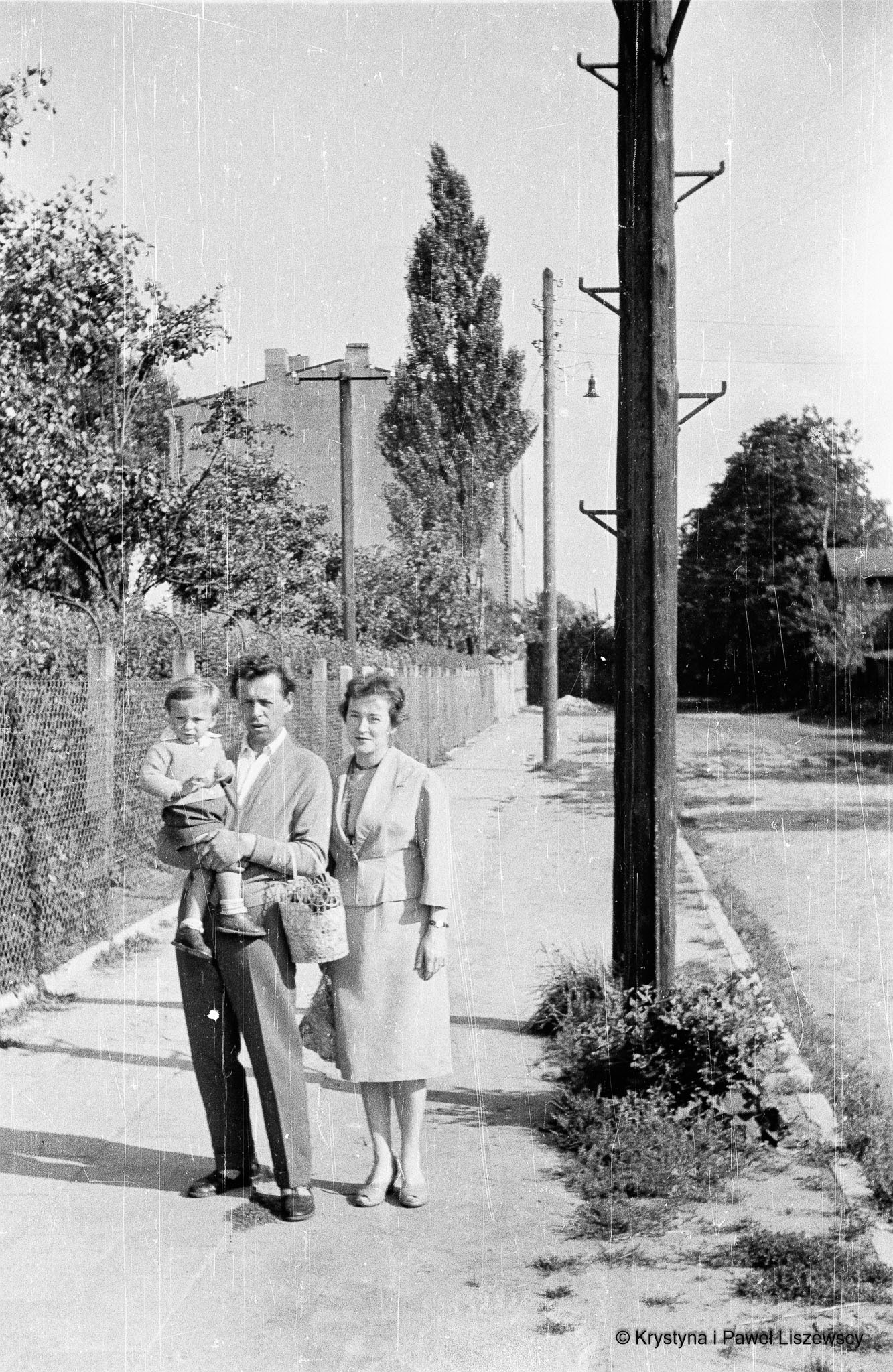 N-1421 - Kalisz Czasem Malowany Kalisz w starym albumie